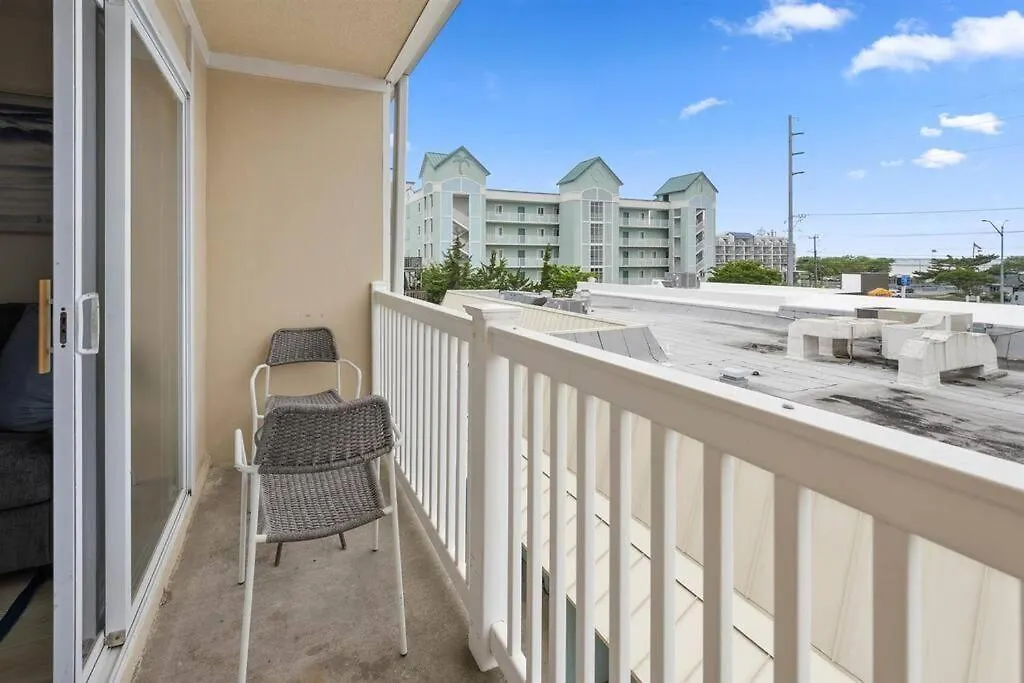 アパート Updated Charming Studio,steps To Beach,outdoor Pool *