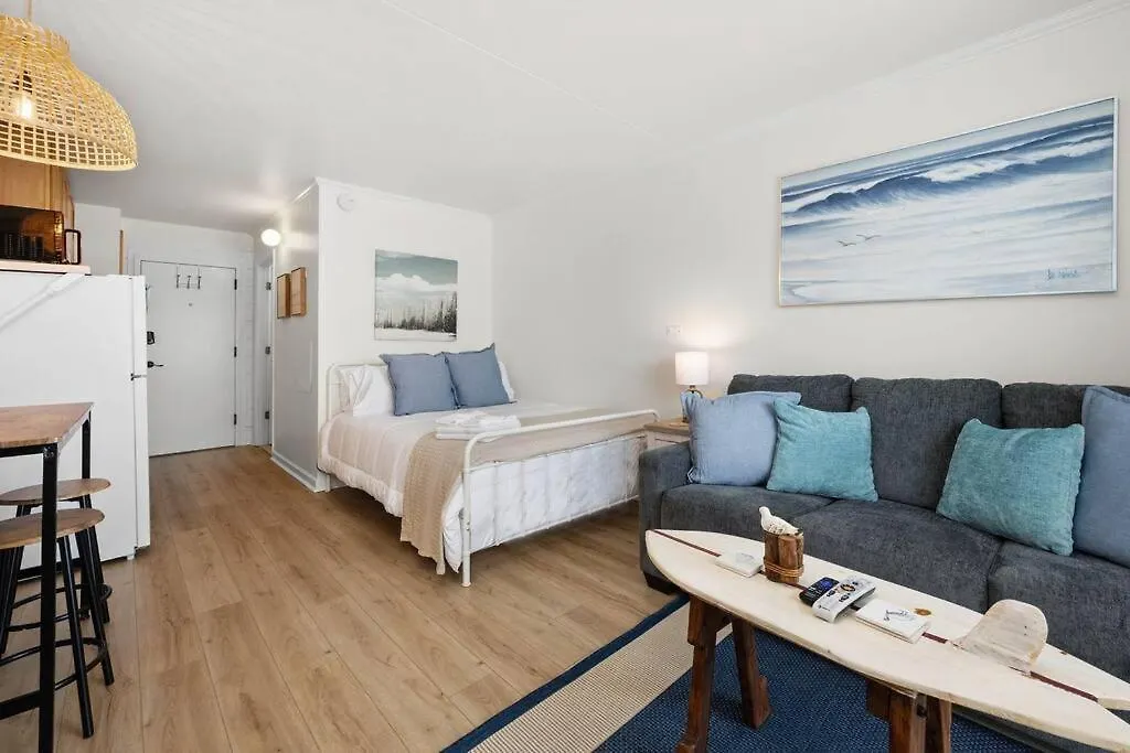 Updated Charming Studio,steps To Beach,outdoor Pool アパート