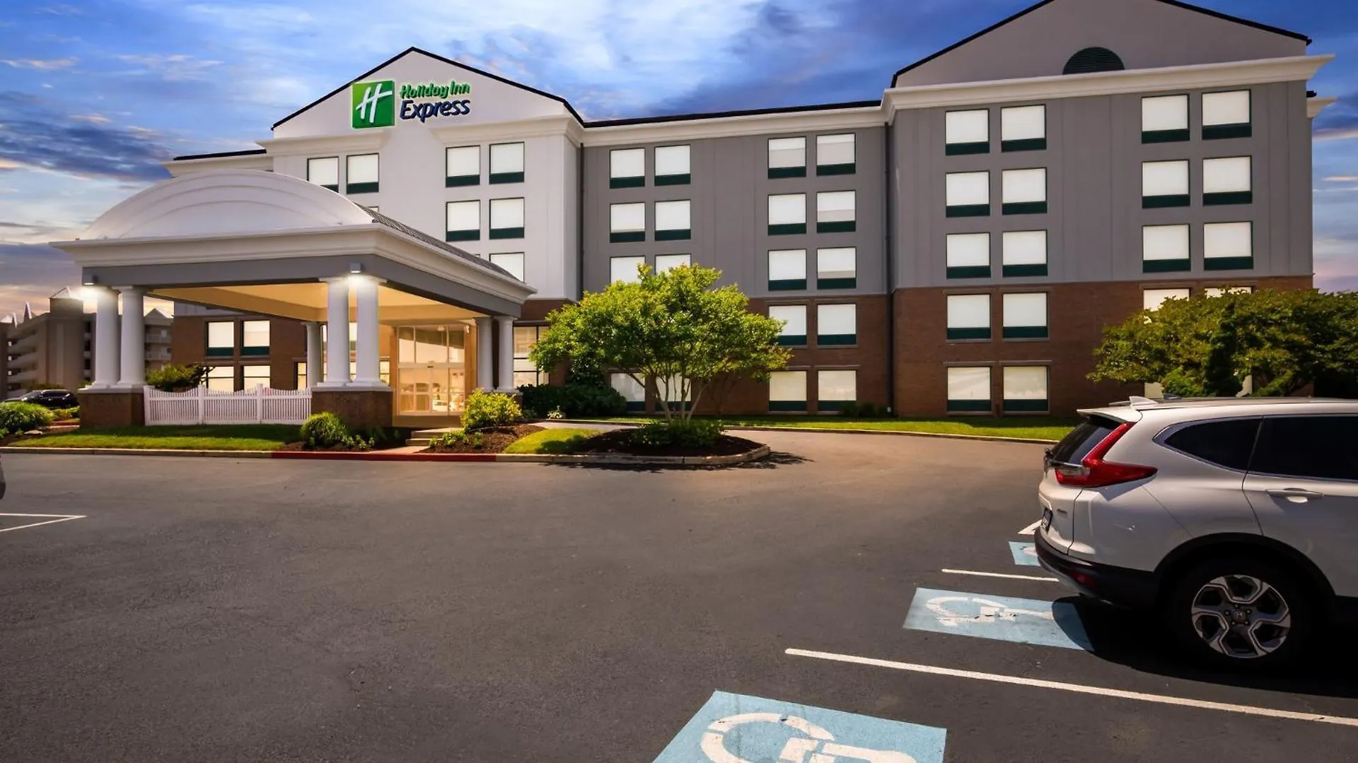 Express & - Ocean By Ihg