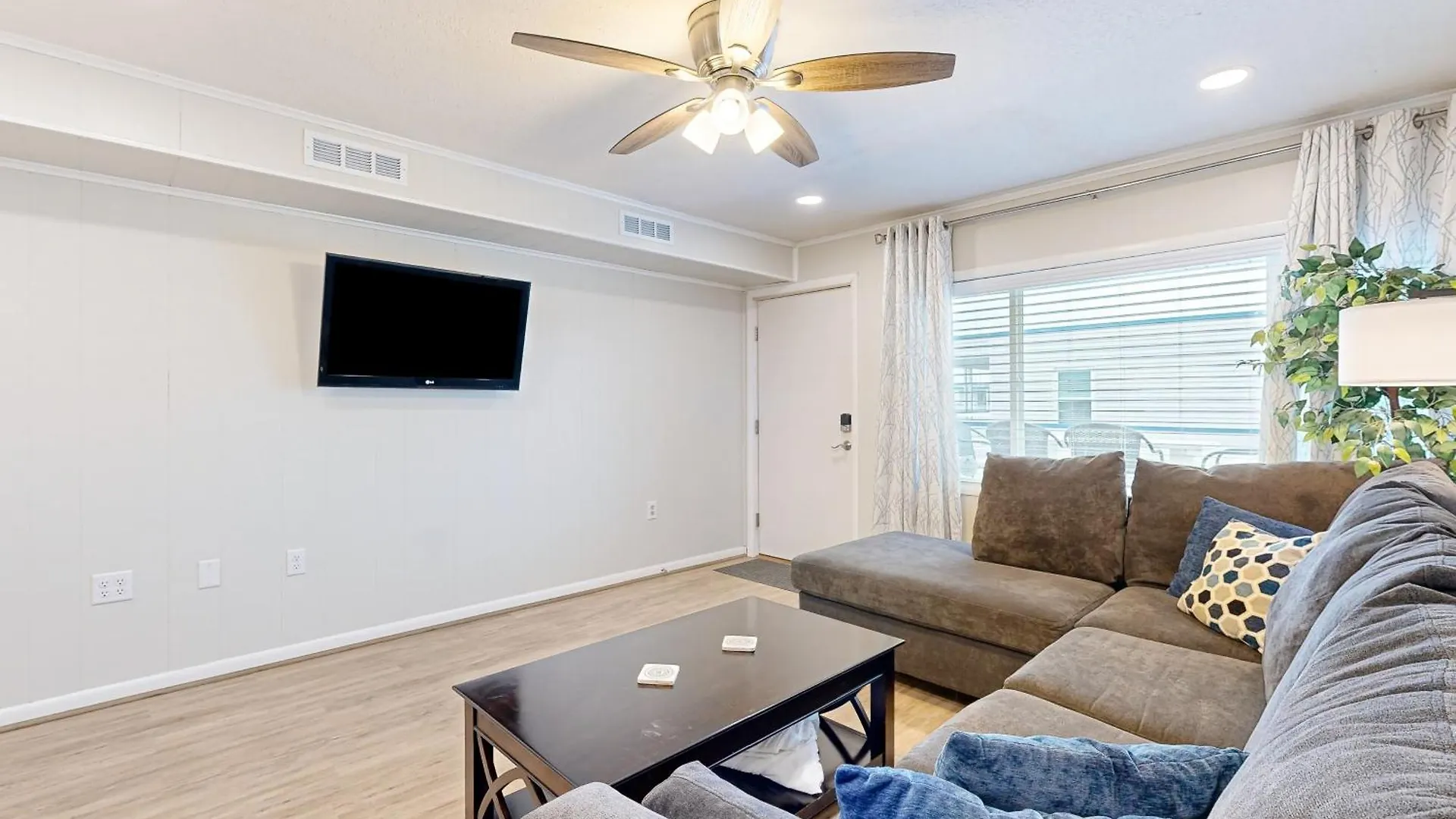 Apartment Bradley On The Bay 343i *