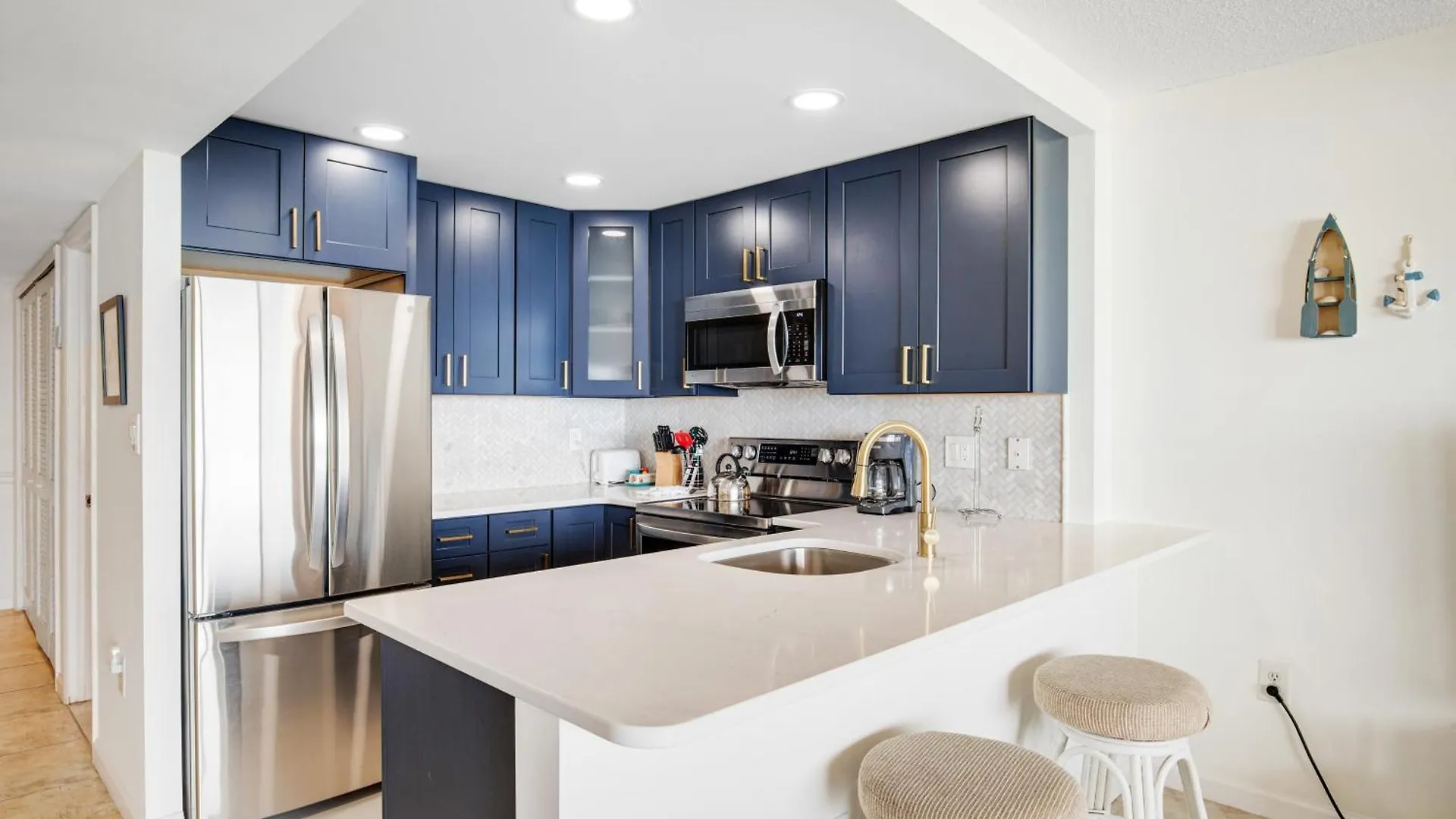 Apartment Fountainhead Towers 802