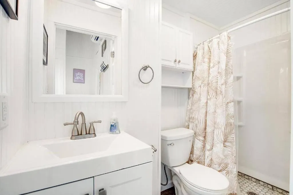 The Blue Crush - 3br Beachfront Family Retreat Holiday home Ocean City