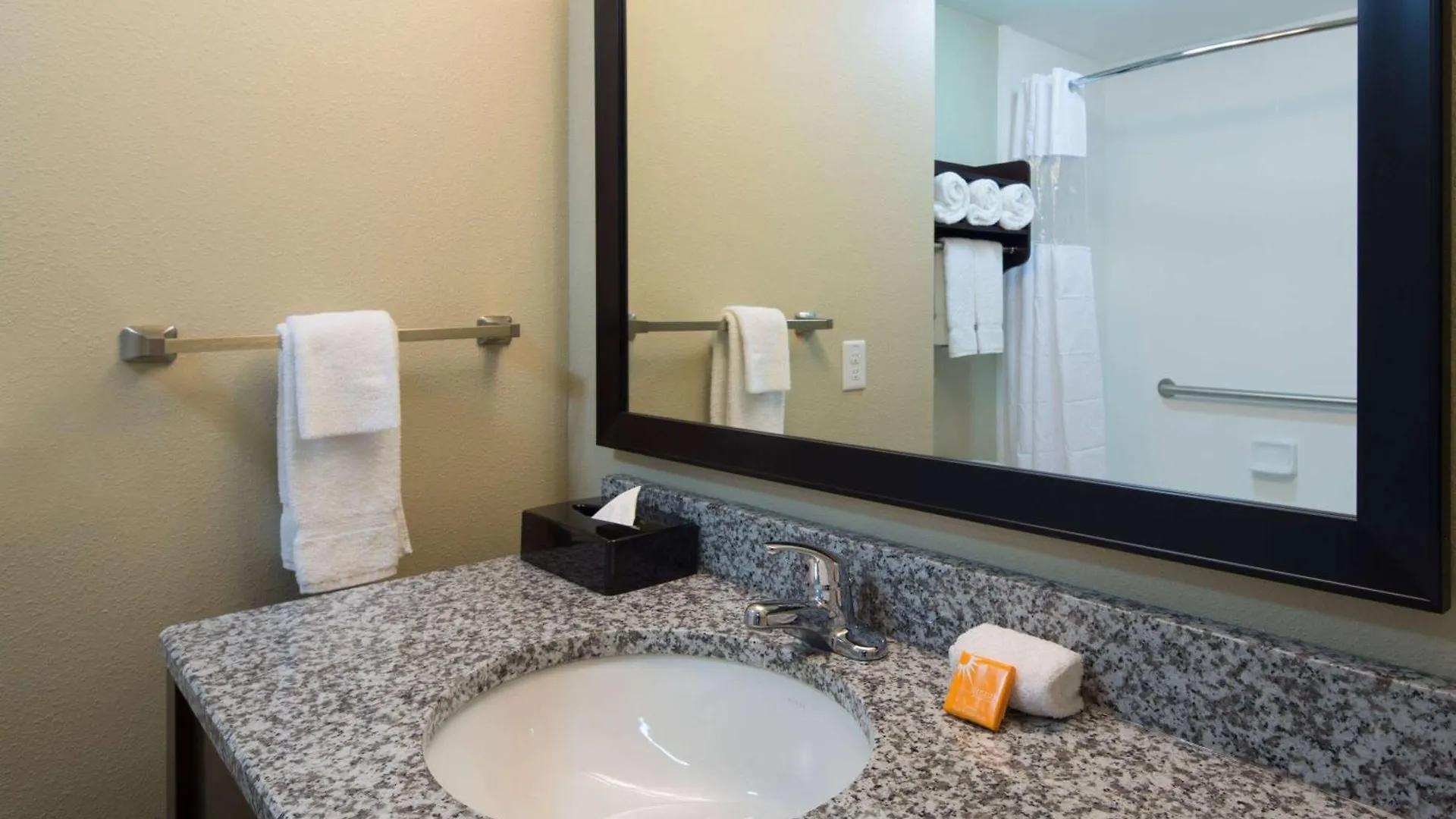 La Quinta By Wyndham Ocean 3*