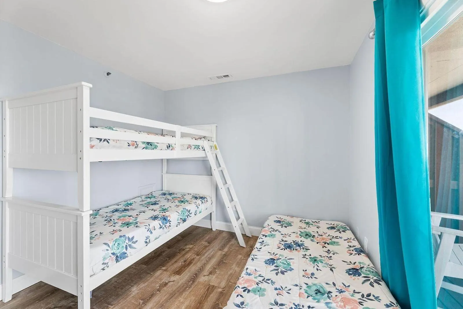 Breezy Point 302 Holiday home