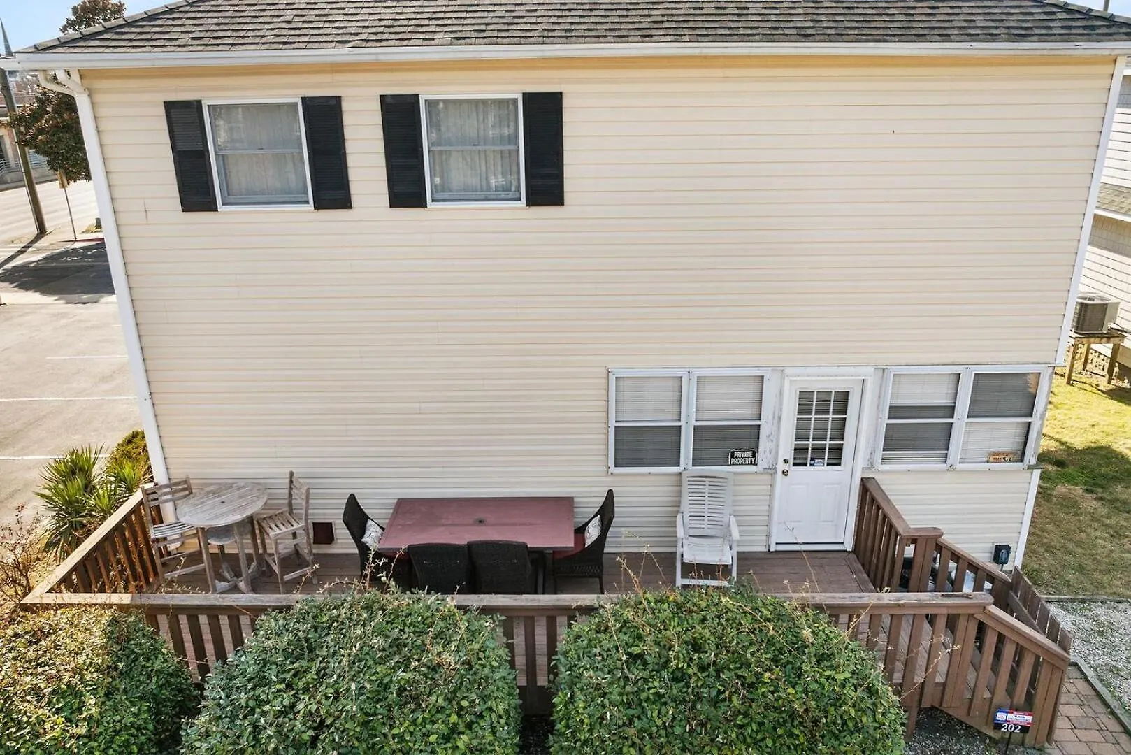 Downtown Near Boardwalk And Holiday home *