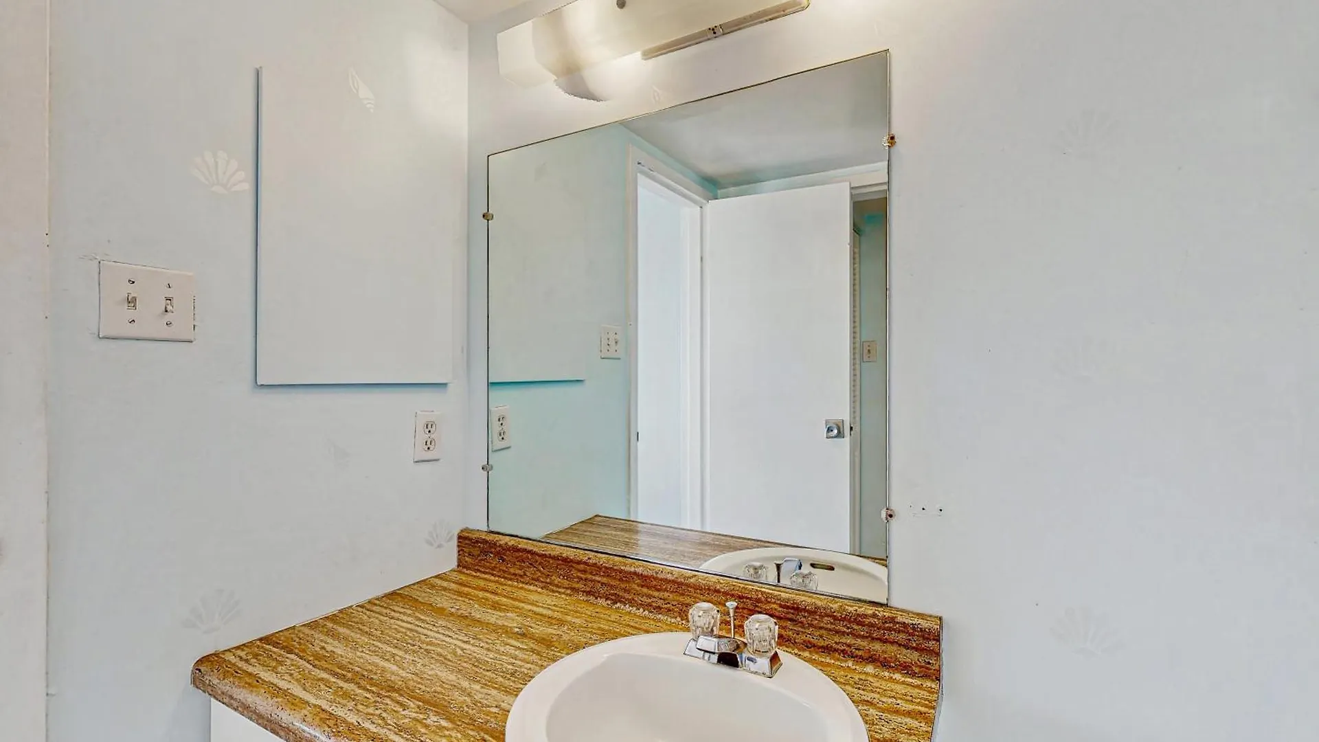 9400 Apartment Ocean City