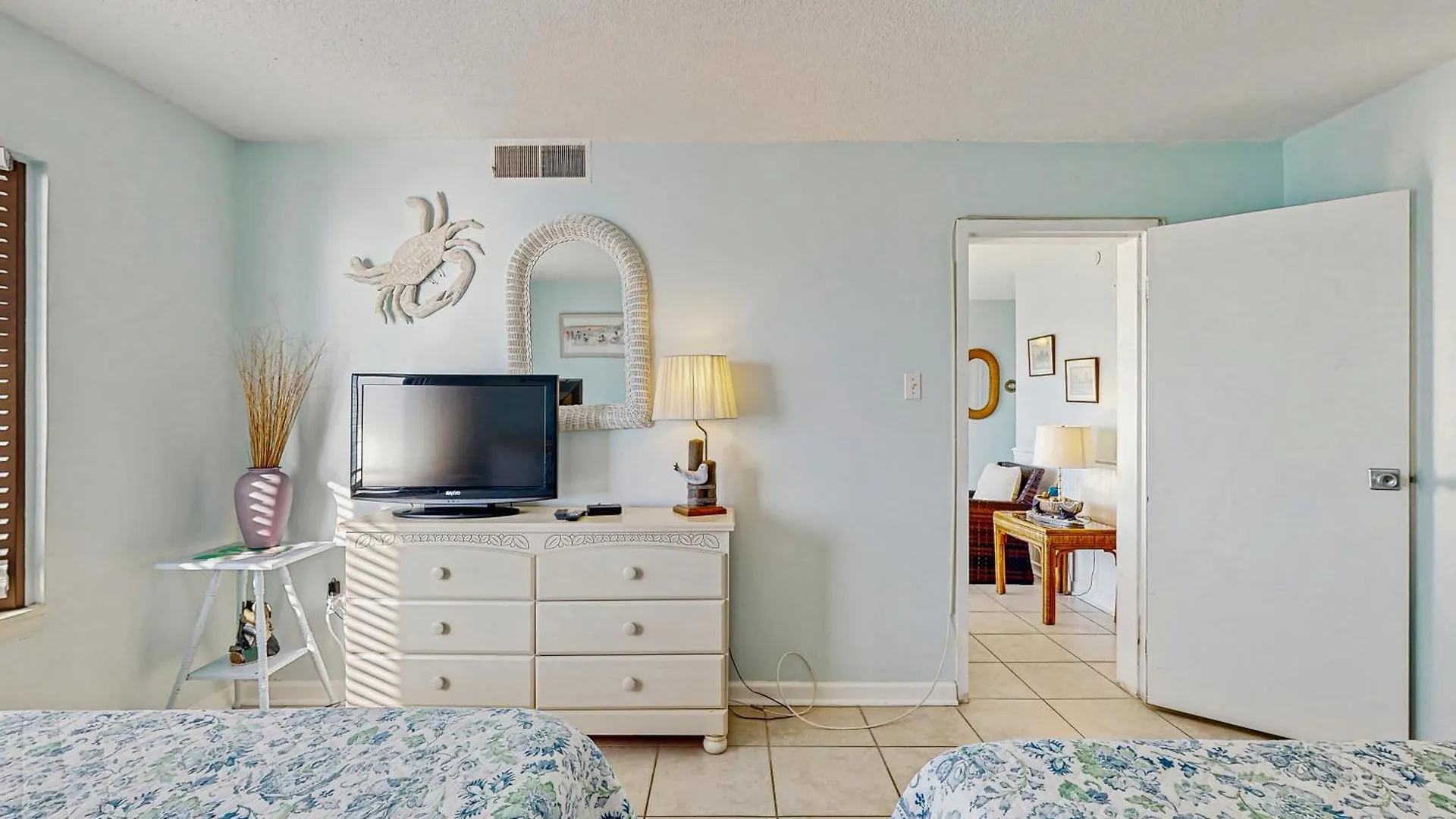 Apartment 9400