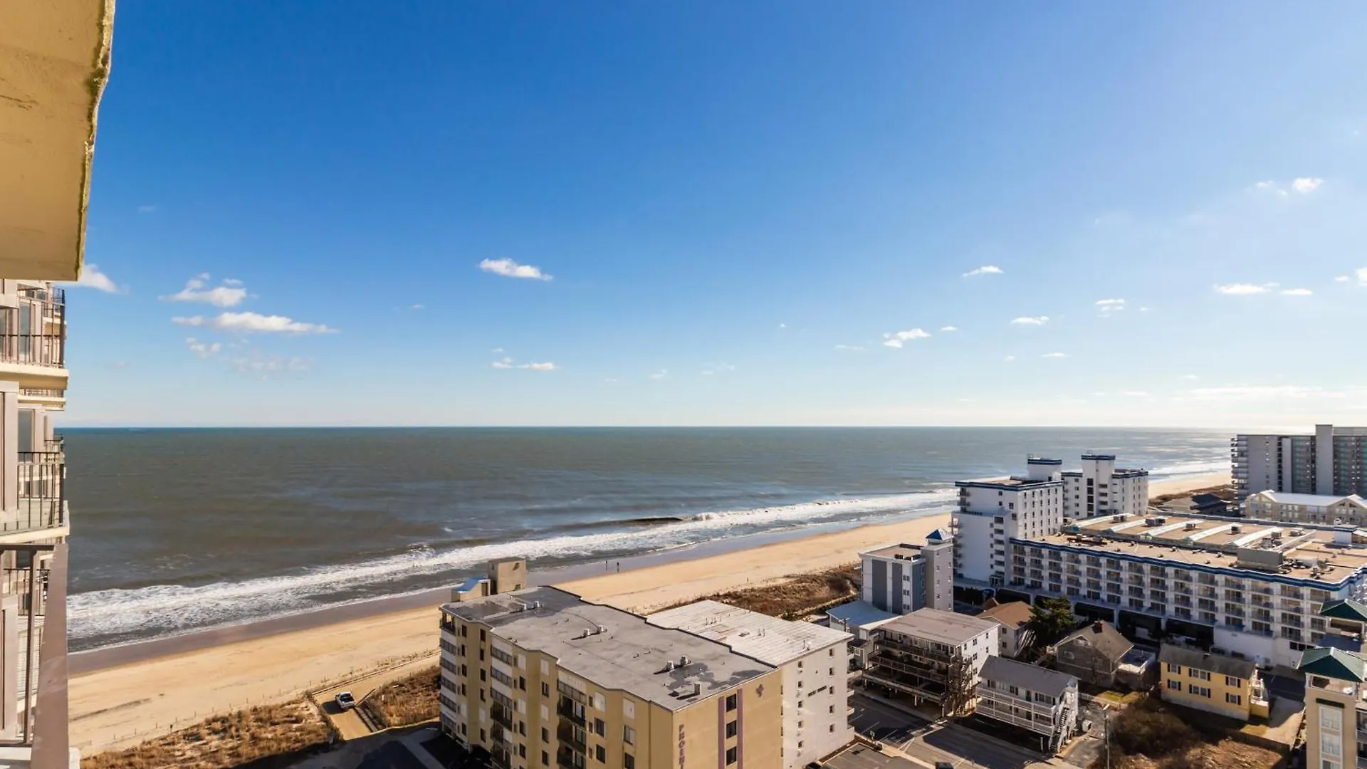 9400 Apartment *