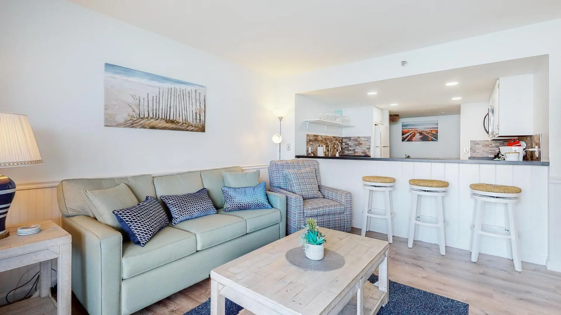 Century 2 Holiday home
