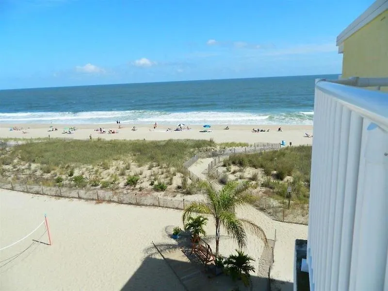 Sealoft Oceanfront Hotel 2*