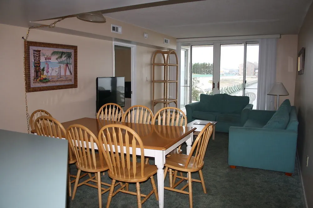 Bay Club By Kees Vacations 3*