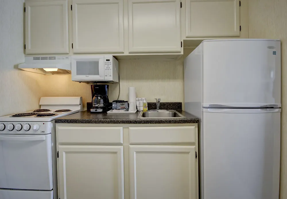 Sealoft Oceanfront Hotel 2*