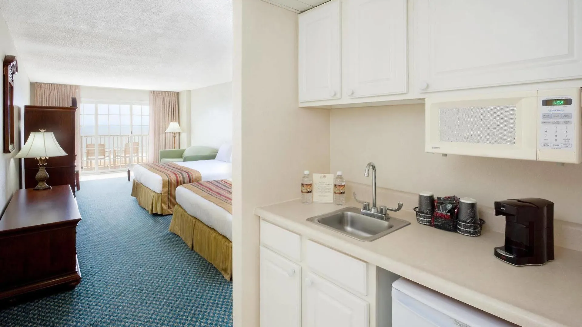 Paradise Plaza Hotel