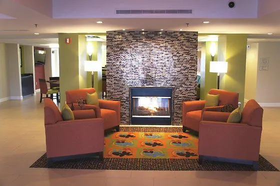 Hotel La Quinta By Wyndham Ocean 3*