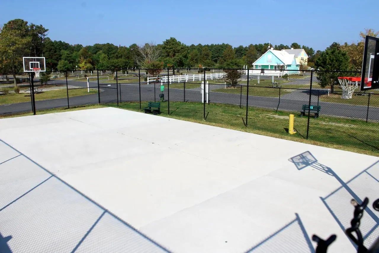 Castaways Rv & Campground 2*