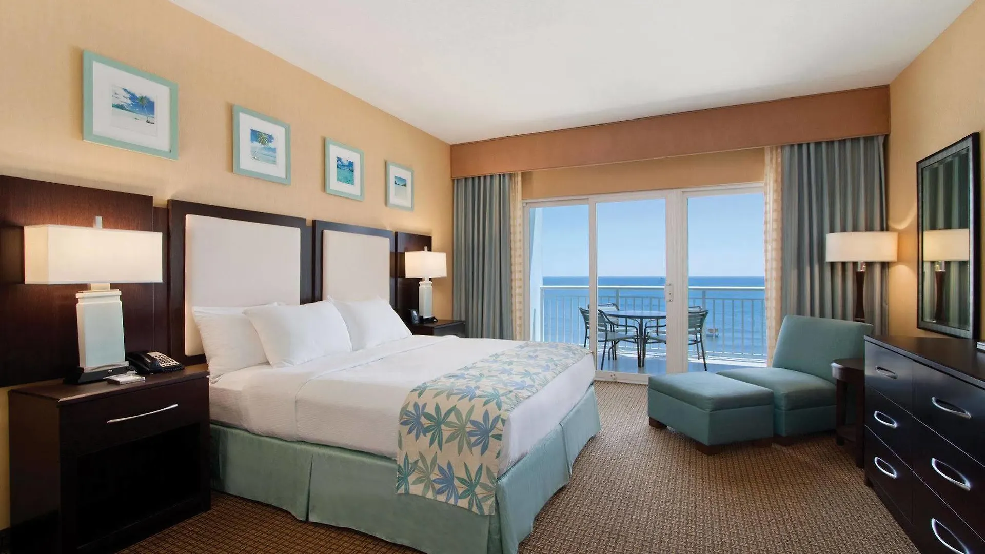 Hilton Ocean Oceanfront Resort 4*