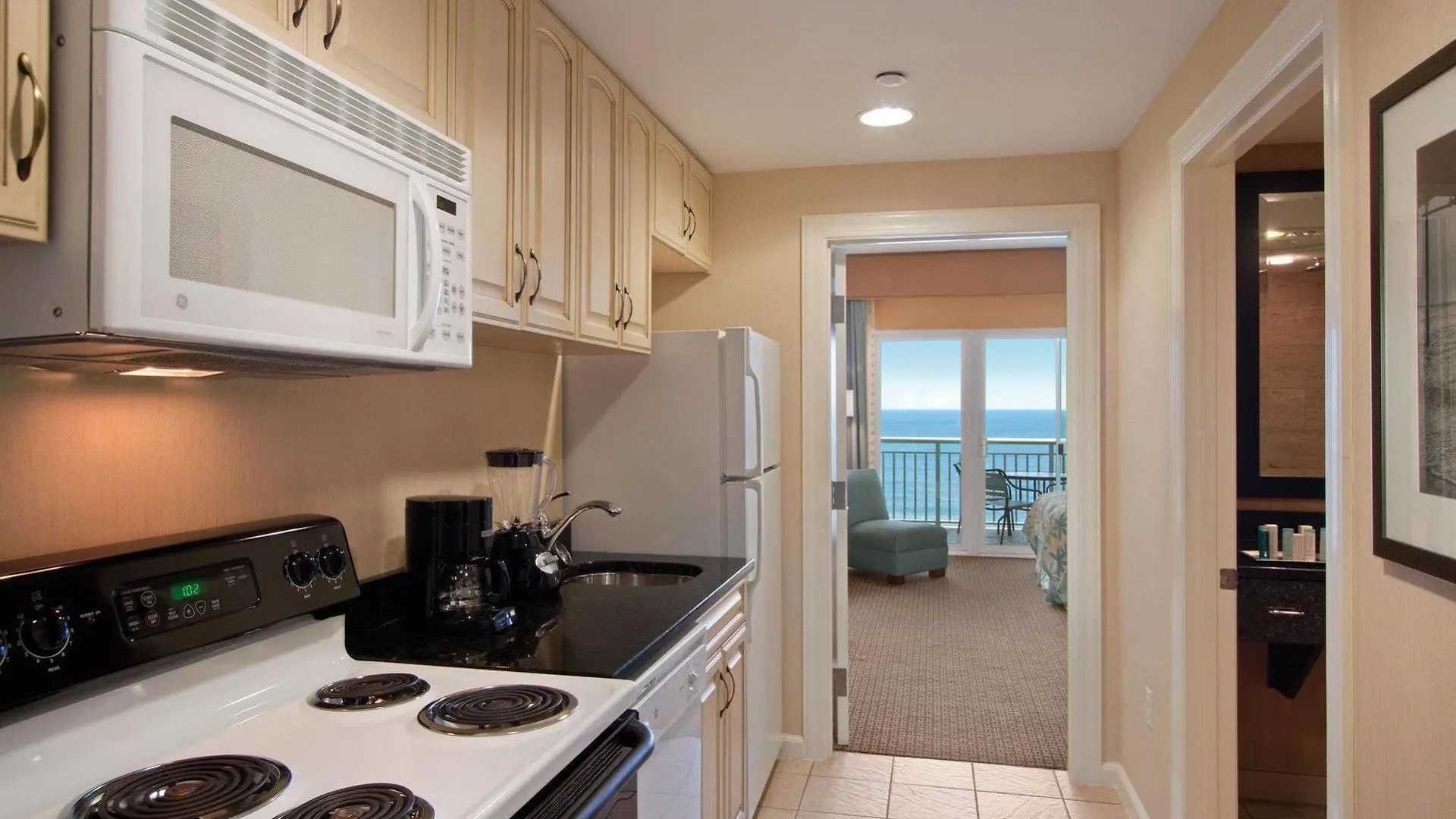Hilton Ocean Oceanfront Resort 4*