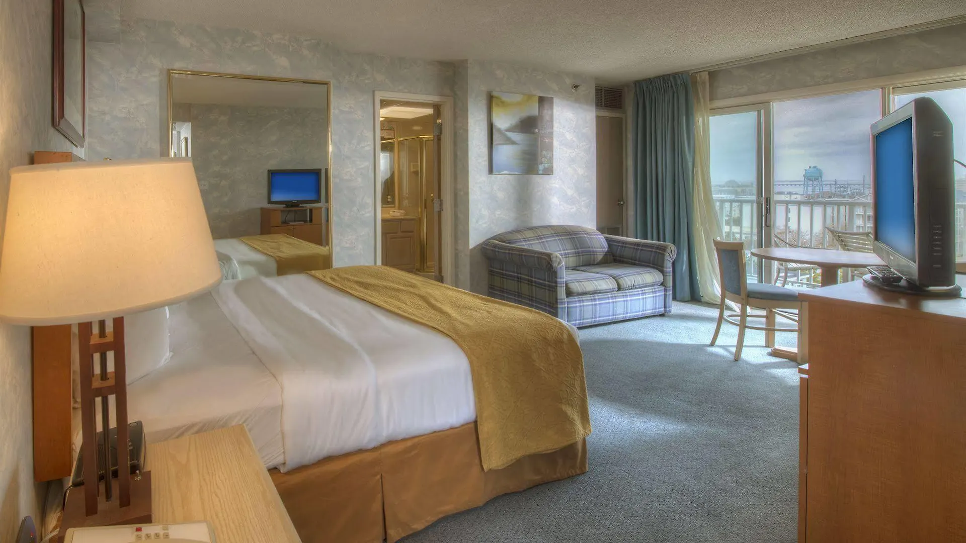 Doubletree By Hilton Ocean Oceanfront 4*