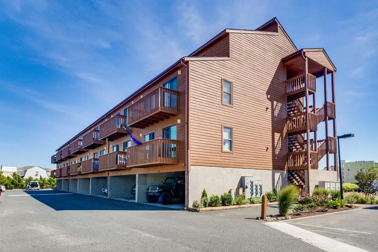 Sunset Landing Apartment