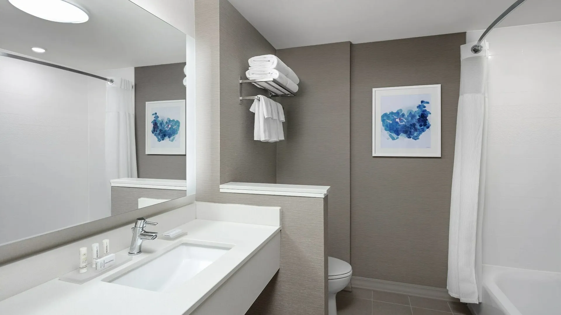 Fairfield Inn & Suites By Marriott Ocean City Hotel
