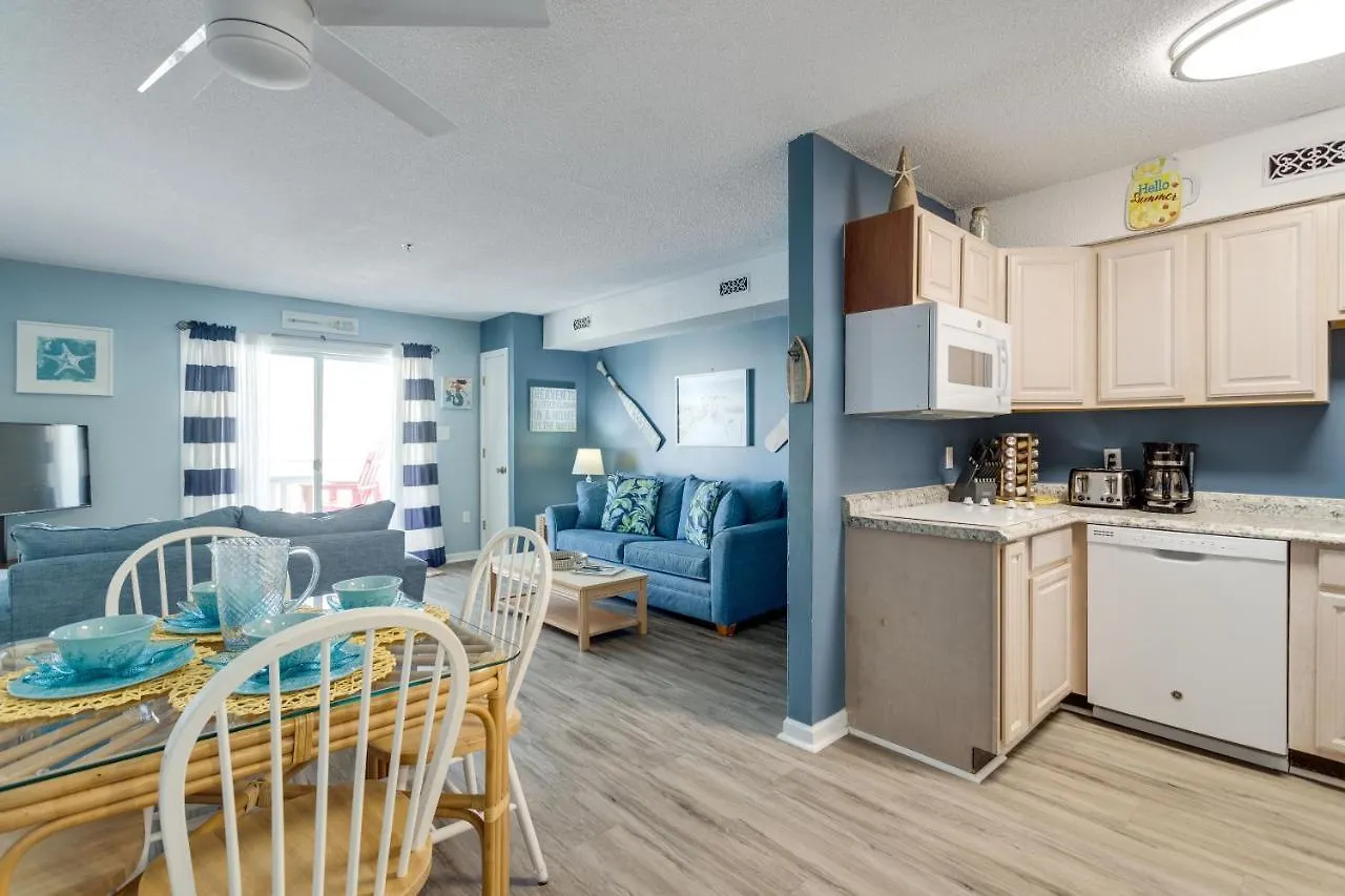 Marylander Condominiums, 90 Steps From The 4*