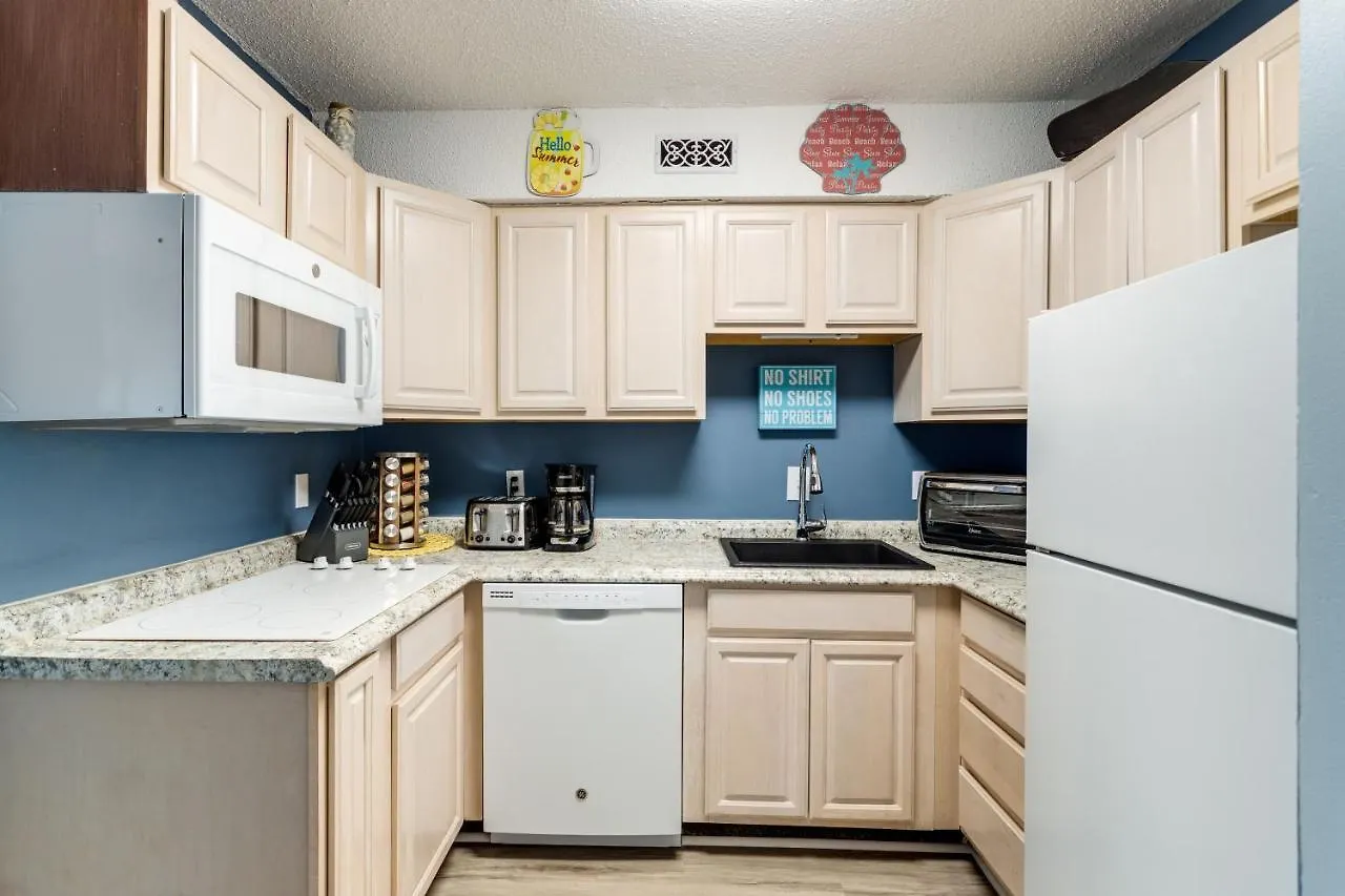 Marylander Condominiums, 90 Steps From The Apartahotel Ocean City