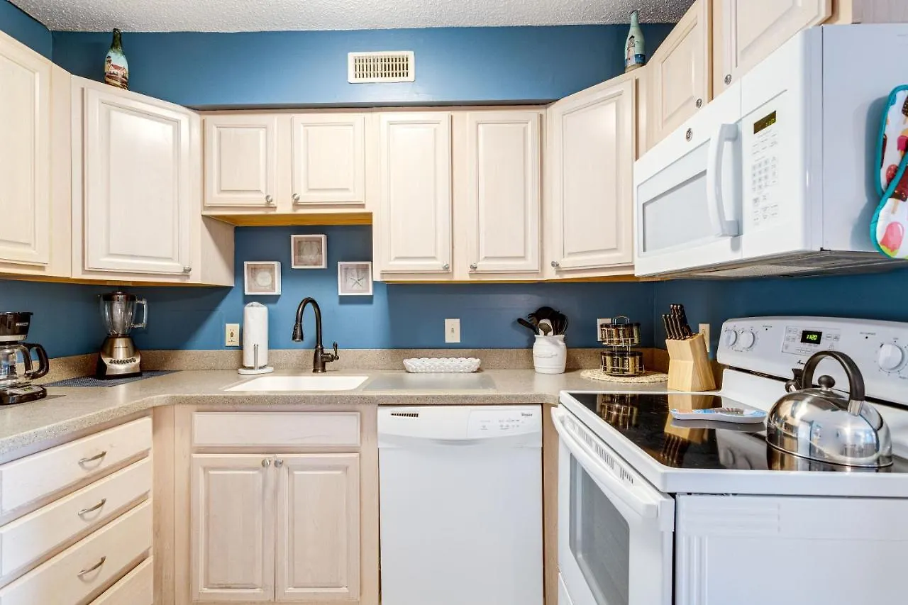 Marylander Condominiums, 90 Steps From The Apartahotel Ocean City