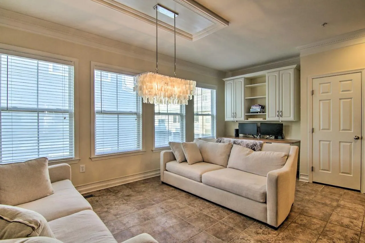 Holiday home Resort-style Ocean Townhome With Access! *