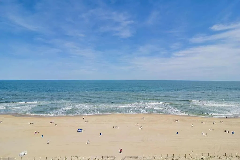 מלון Hilton Garden Ocean Oceanfront אושן סיטי