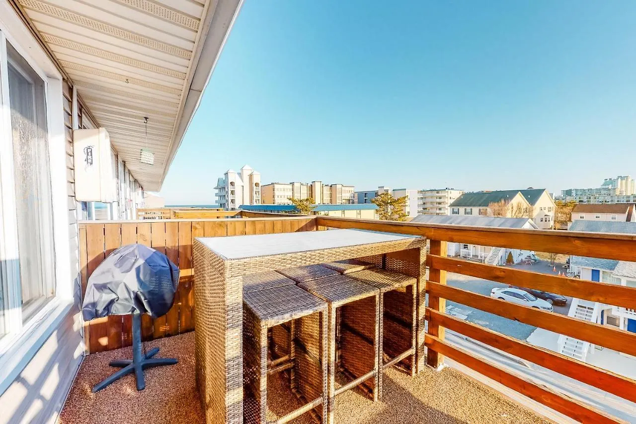 Ocean Point 302