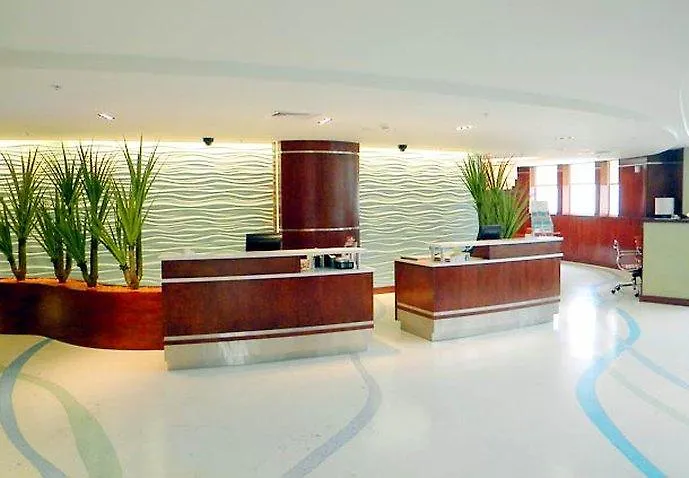 Hotel Courtyard By Marriott Ocean Oceanfront 4*
