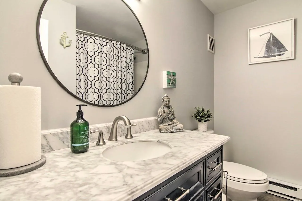 Apartment Ocean With Balcony - Walk To The Beach! Ocean City
