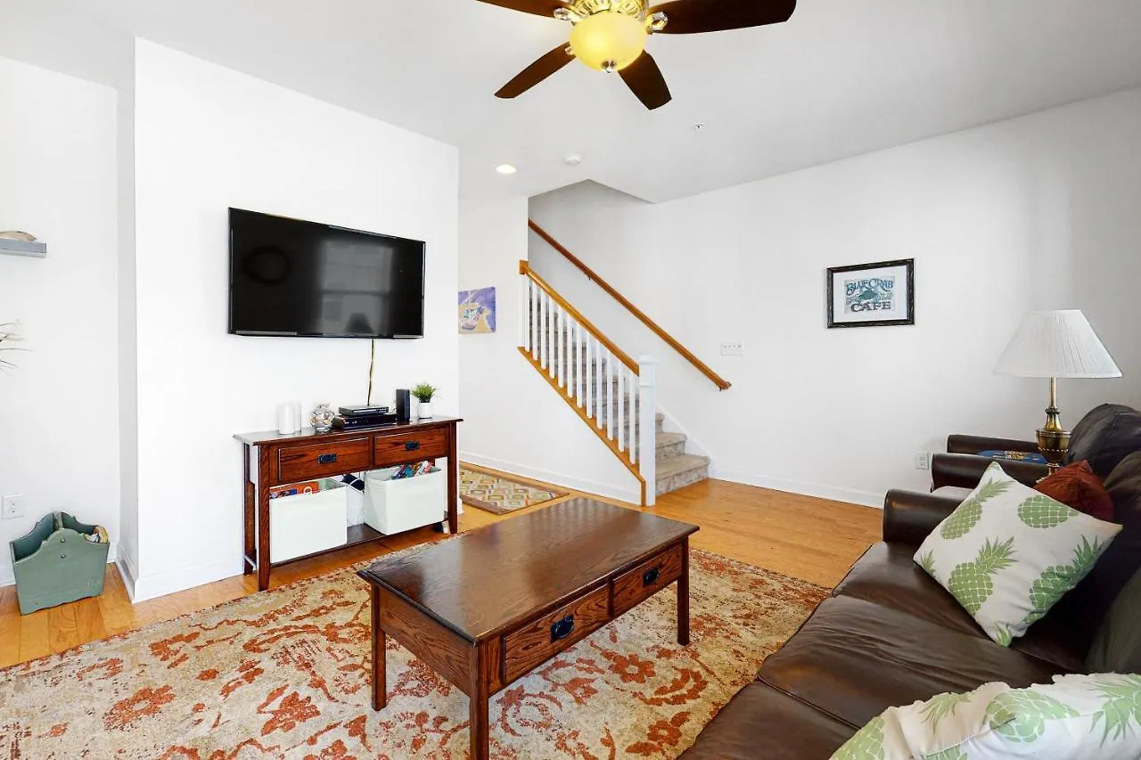 Broad Marsh 108c Holiday home *
