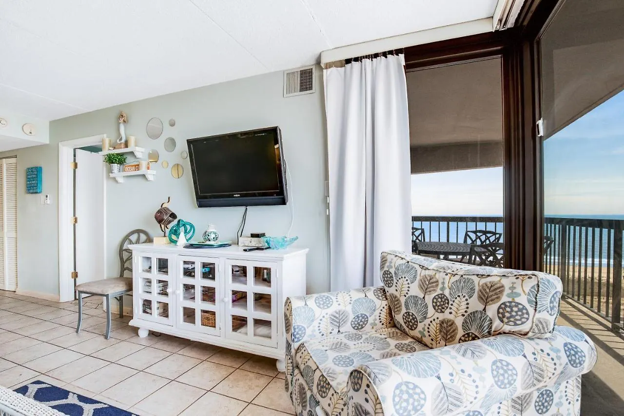 Sea Watch Apartment