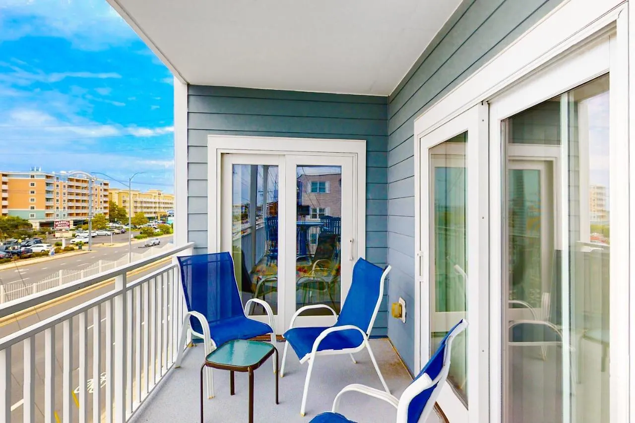 4100 #201 Apartment *
