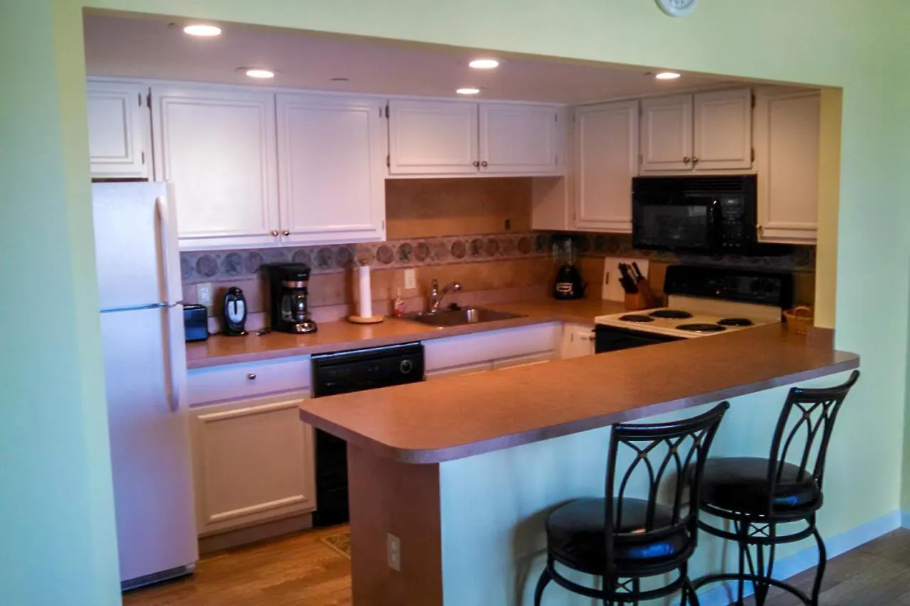 9400 Bldg #203 Apartment