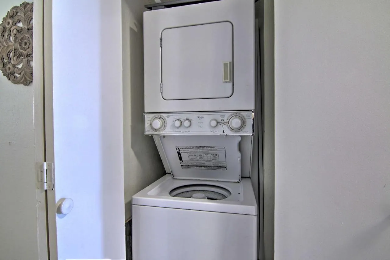 Retreat With Balcony On Ocean Beach! Apartment Ocean City