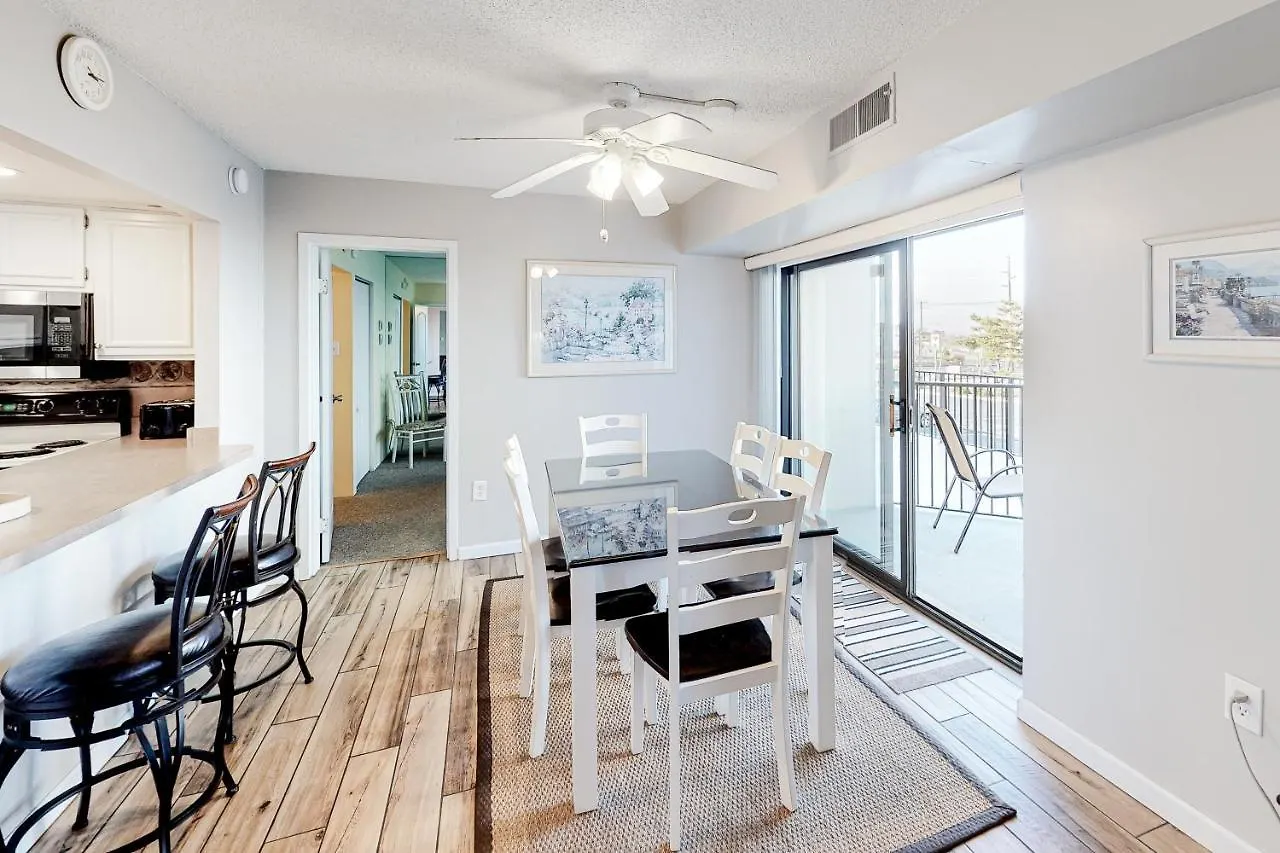 9400 Bldg #203 *