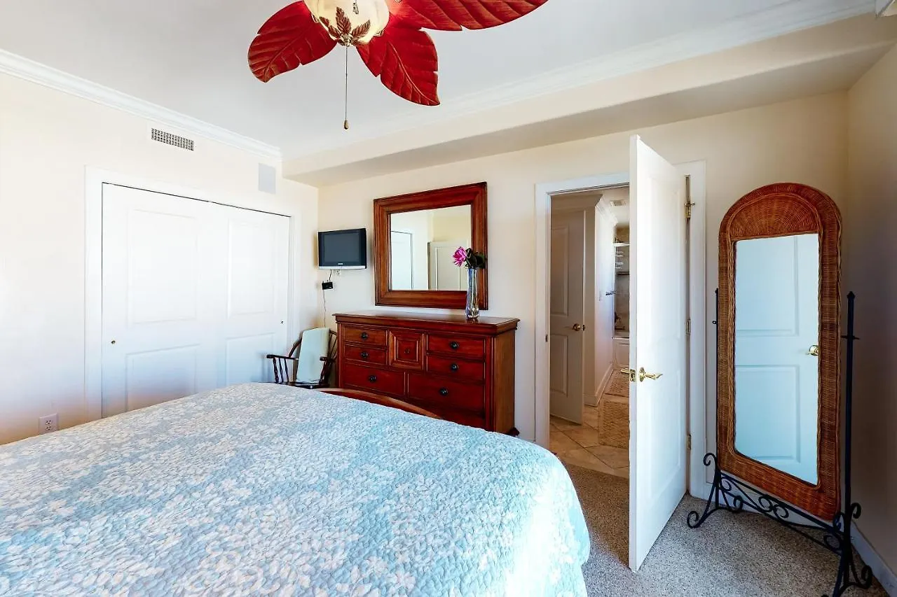 Sharkfin 401 Apartment *