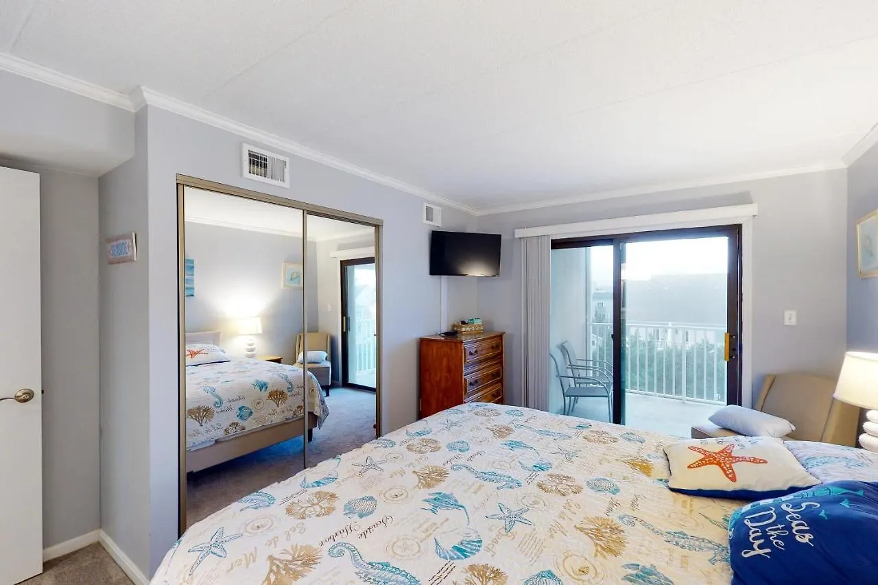 Crystal Sands 403 Apartment *
