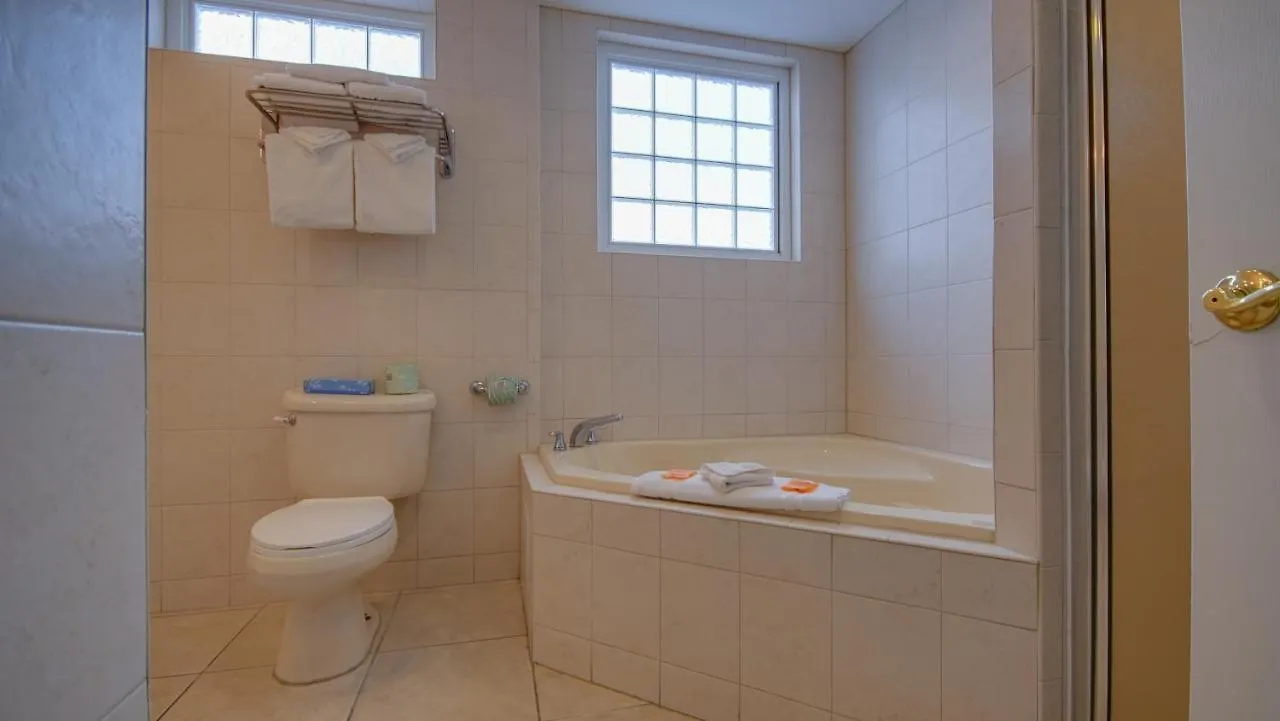 Апартаменты Americana Princess Suites/condos