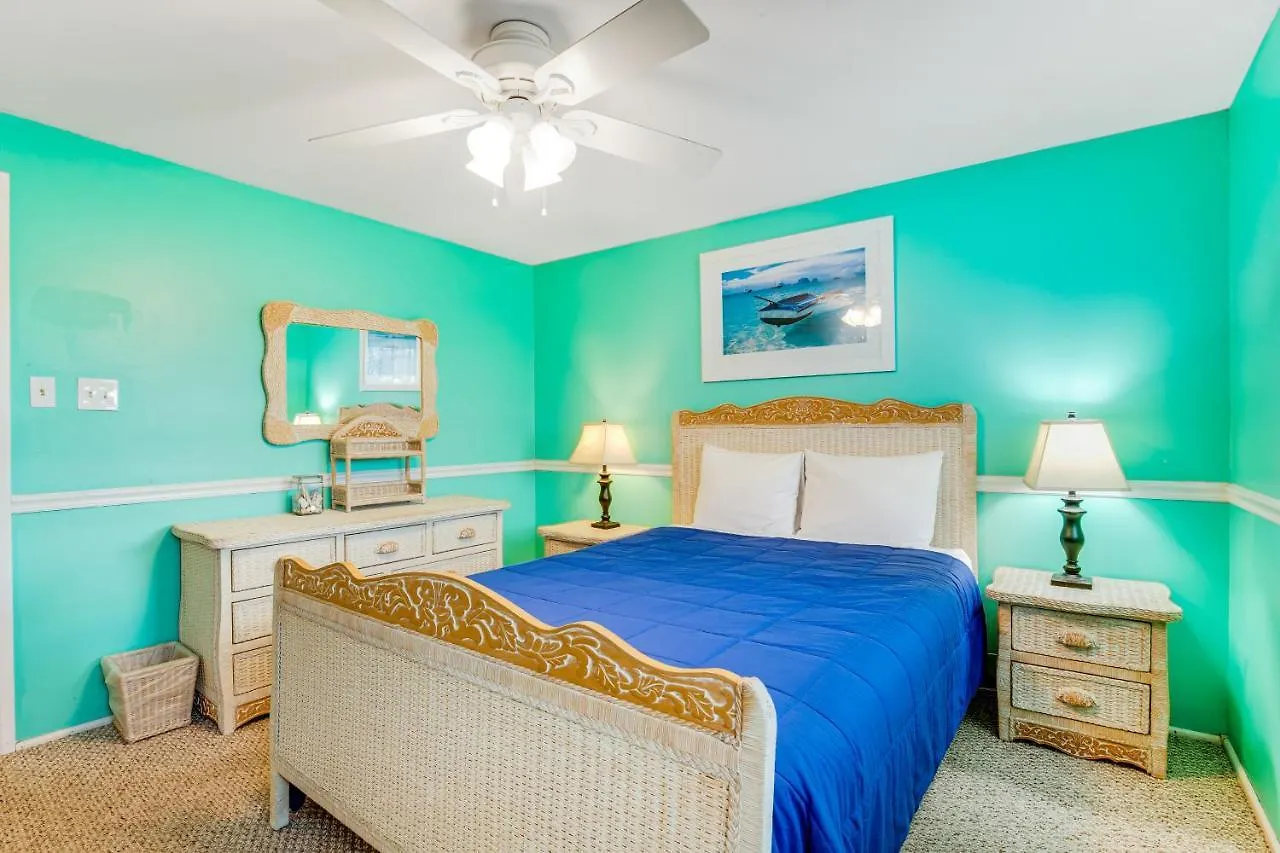 Royal Palm Court B5 Holiday home *