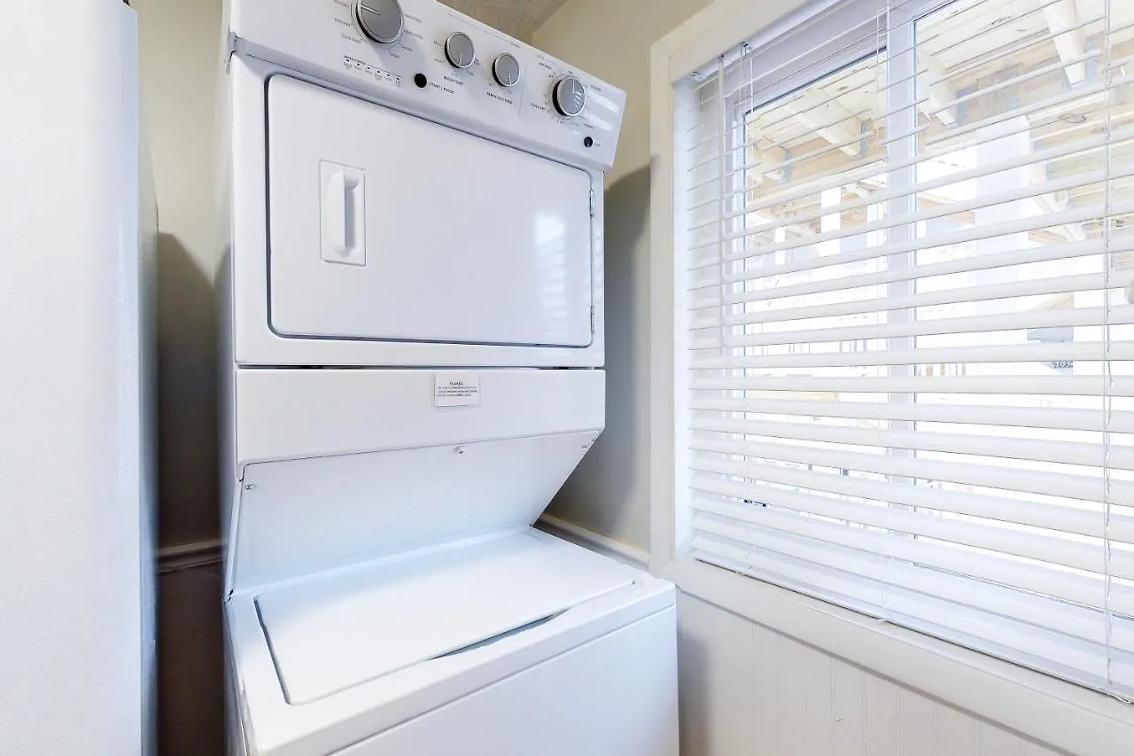Apartment Twin 103s