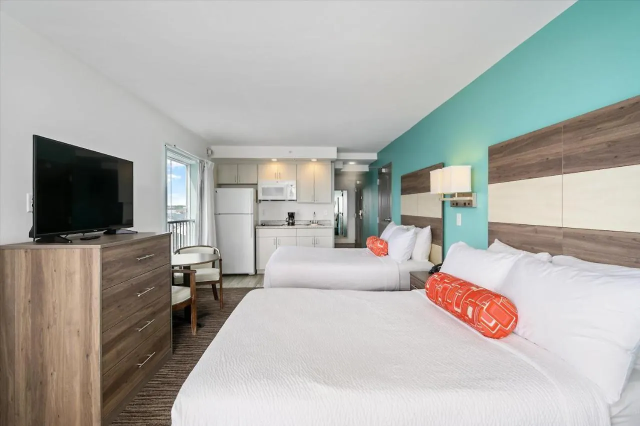 Hotel Monte Carlo Boardwalk / Oceanfront Ocean