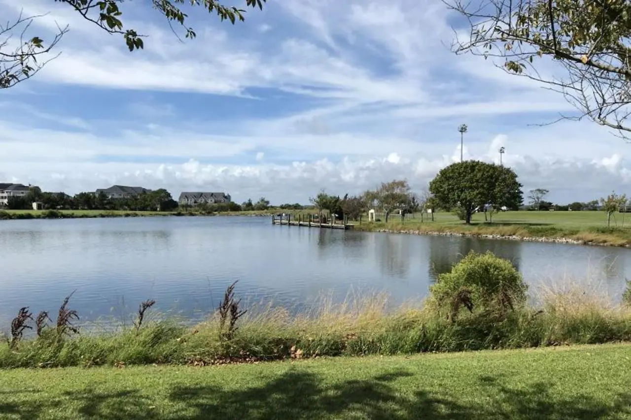 Bermuda Bay 9