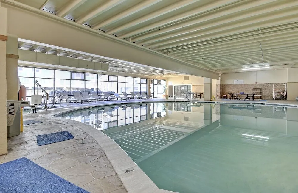 Carousel And Hotel 3*