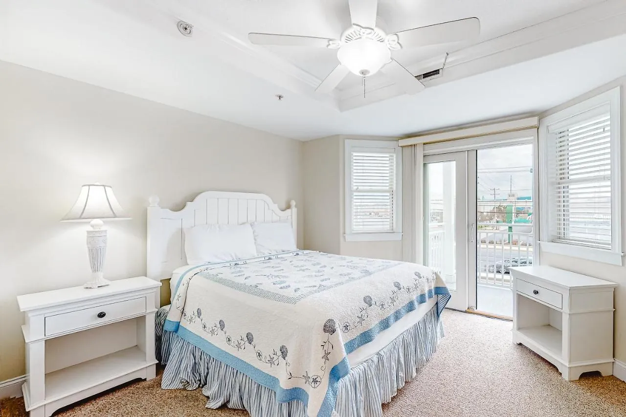 Apartmán 4100 Coastal #102 *