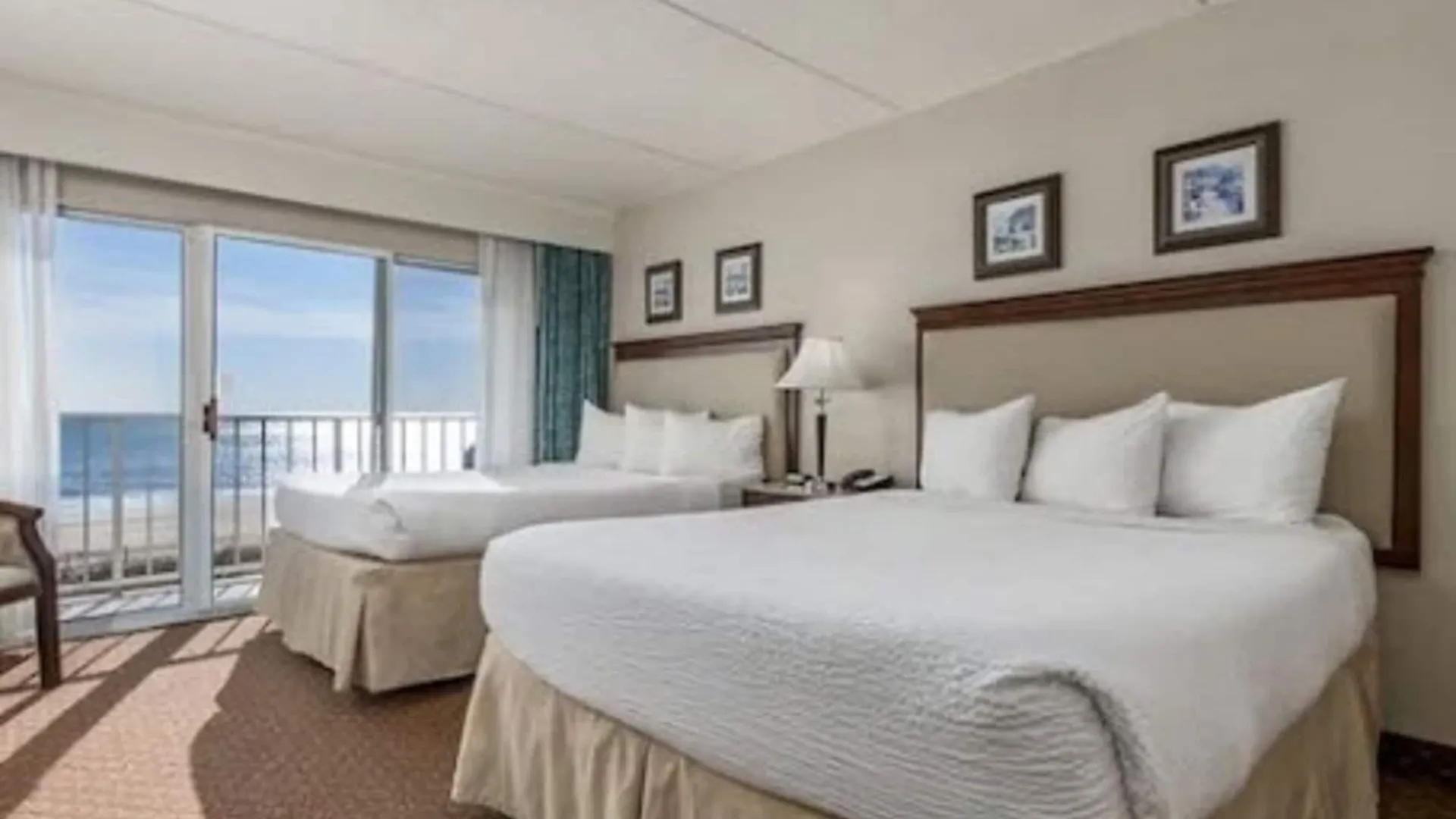 Princess Royale And Conference Center 3*