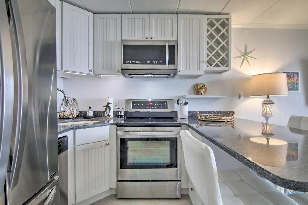 Retreat With Balcony On Ocean Beach! Apartment Ocean City