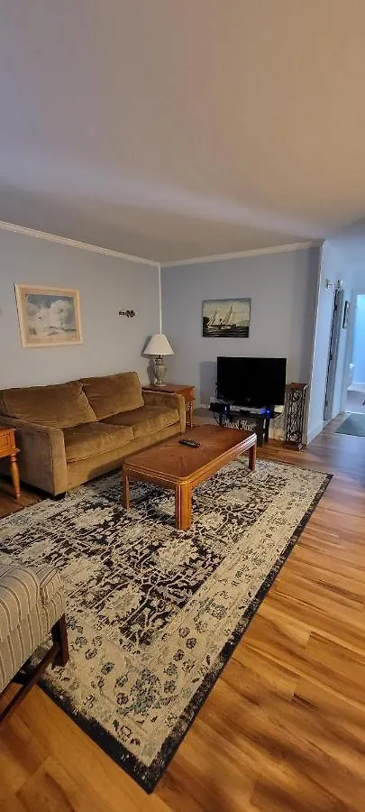 Apartment 2br 1ba Robin Dr 28th Street Ocean City, Md Midtown Bayside Ocean City
